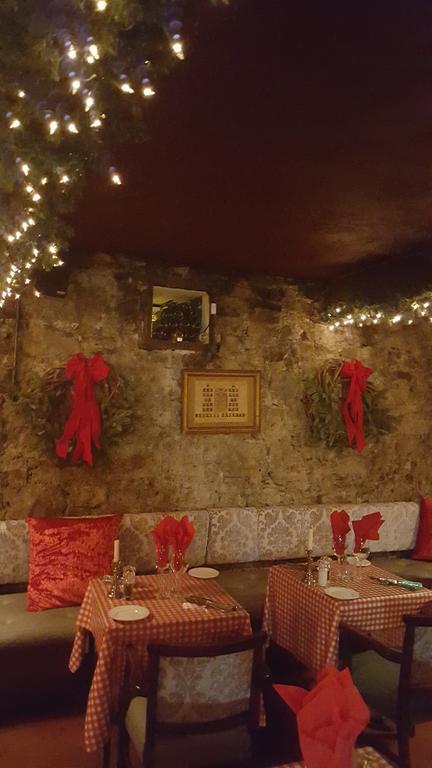Finnegans Hostel And B&B Accommodation Tralee Buitenkant foto